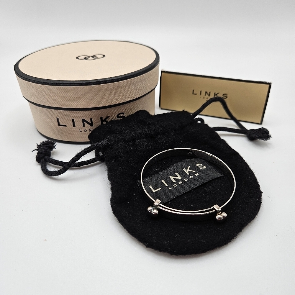 Links of London Child's Heart Sterling Silver Adjustable Bangle Bracelet Box